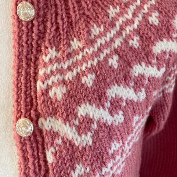 Vintage Pink and White Women's Cardigan Sweater - Picture 6 of 8